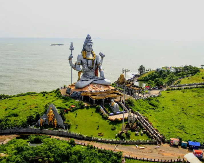 Discover Karnataka